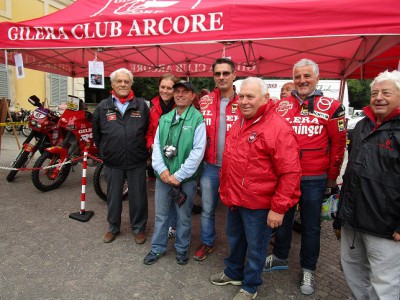 gli organizzatori della manifestazione qualche anno fa con me......