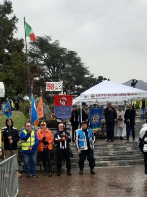 non poteva mancare il corteo dei Stendardi...